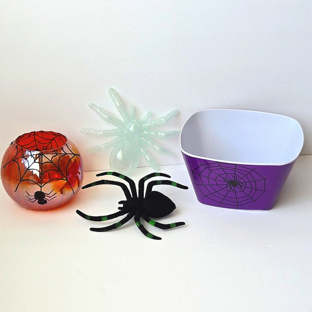 3/10$ Halloween Spider Party Supplies Set - Bowl, Candleholder, 2 Spider Figures